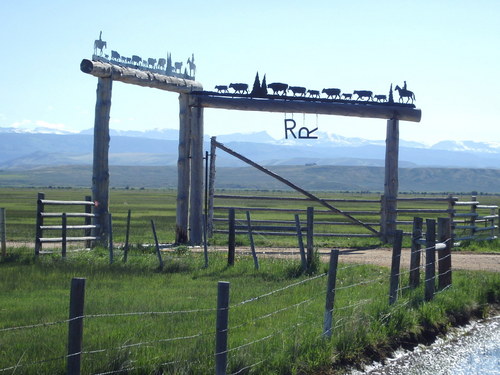 GDMBR: R Lazy R, A nice ranch gate.